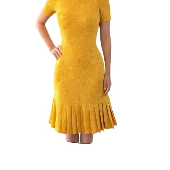 VT 90s Yellow Polka Dot Dress | Pleated Hem - Picture 2 of 10